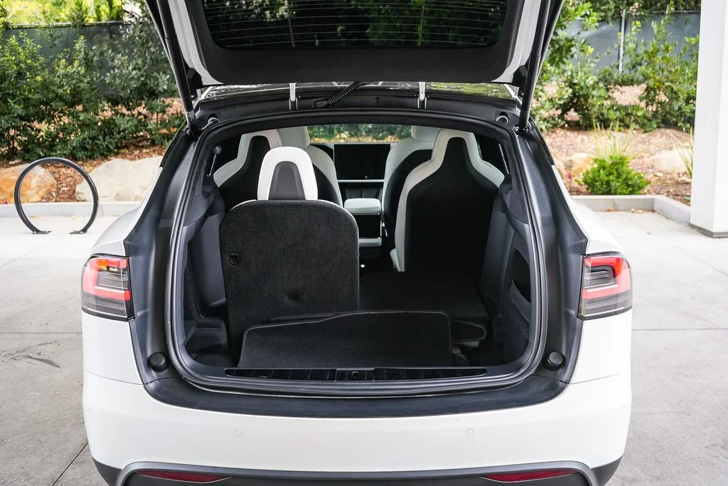 Used 2022 White Tesla Plaid image 23