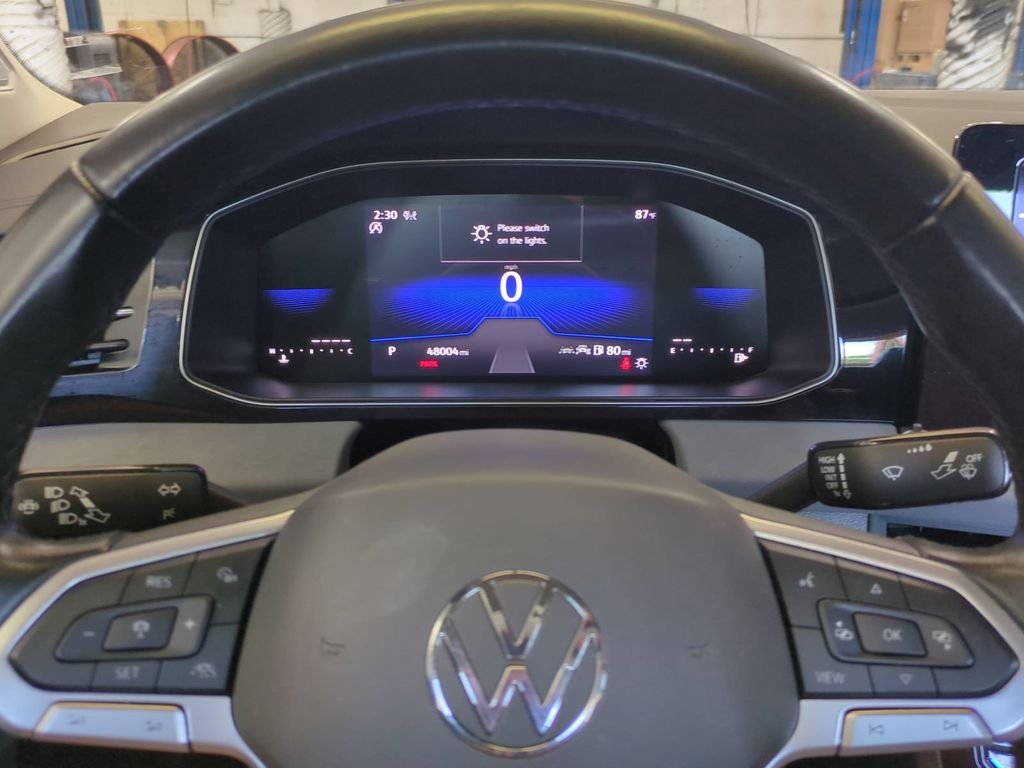 2025 Volkswagen Jetta SE - Photo 42