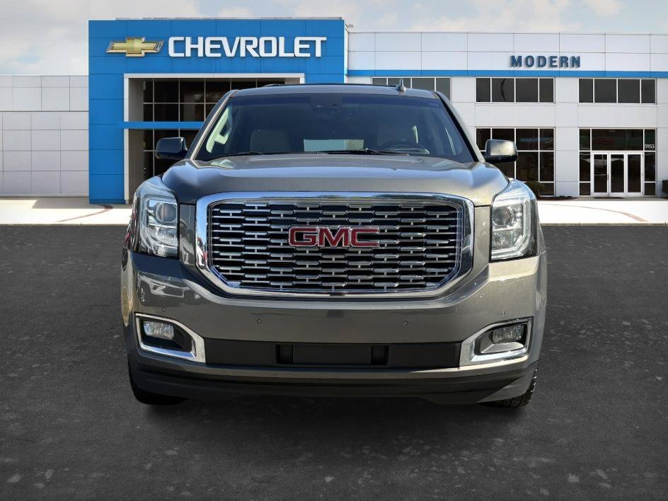 Used 2018 Mineral Metallic GMC Denali image 7