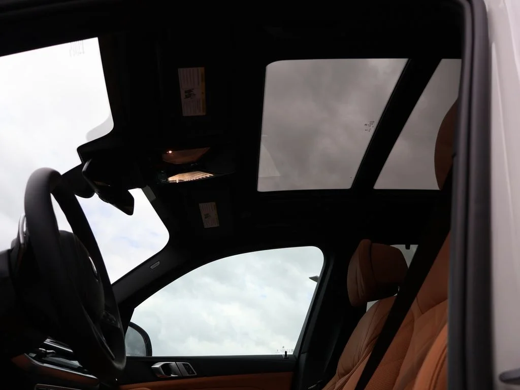 Used 2026 White BMW xDrive40i image 39