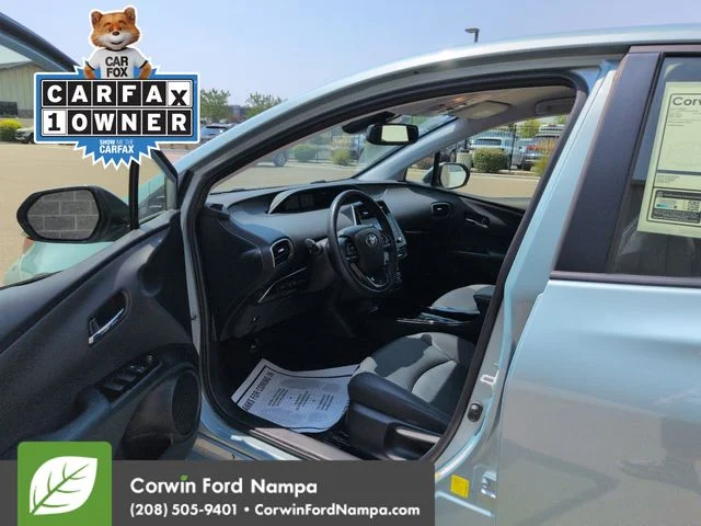 Used 2022 Beige Toyota XLE AWD-e image 9