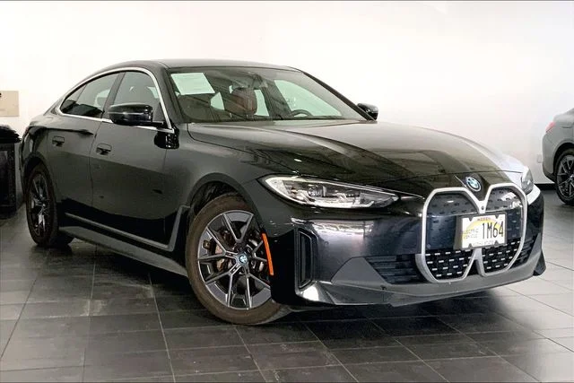 Used 2024 BMW i4 40 with VIN WBY73AW08RFR51252 for sale in Honolulu, HI