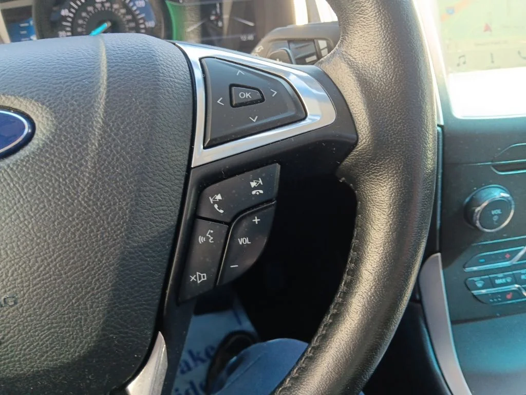Used 2016 Electric Spice Metallic Ford SEL image 21