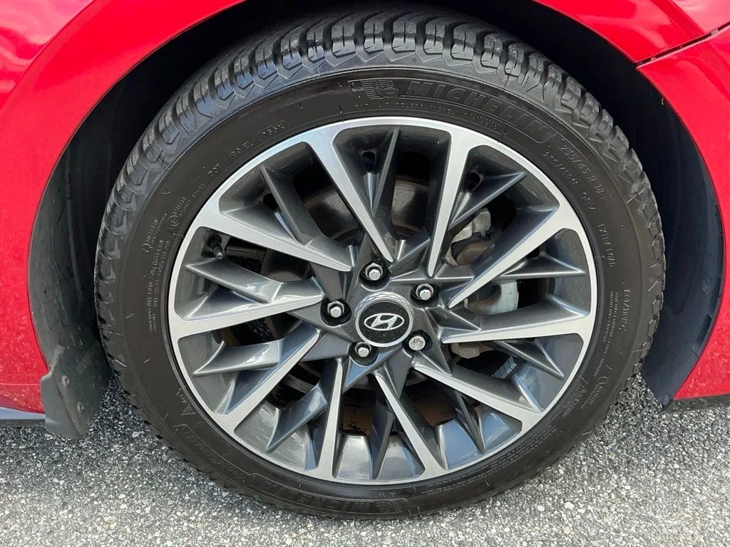 Used 2020 Red Hyundai Limited image 20