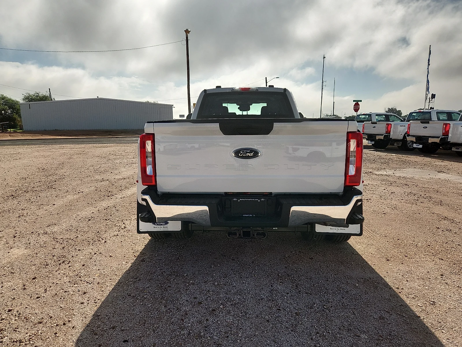 New 2026 Oxford White Ford XL image 6