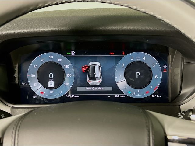 Used 2026  Land Rover S image 13