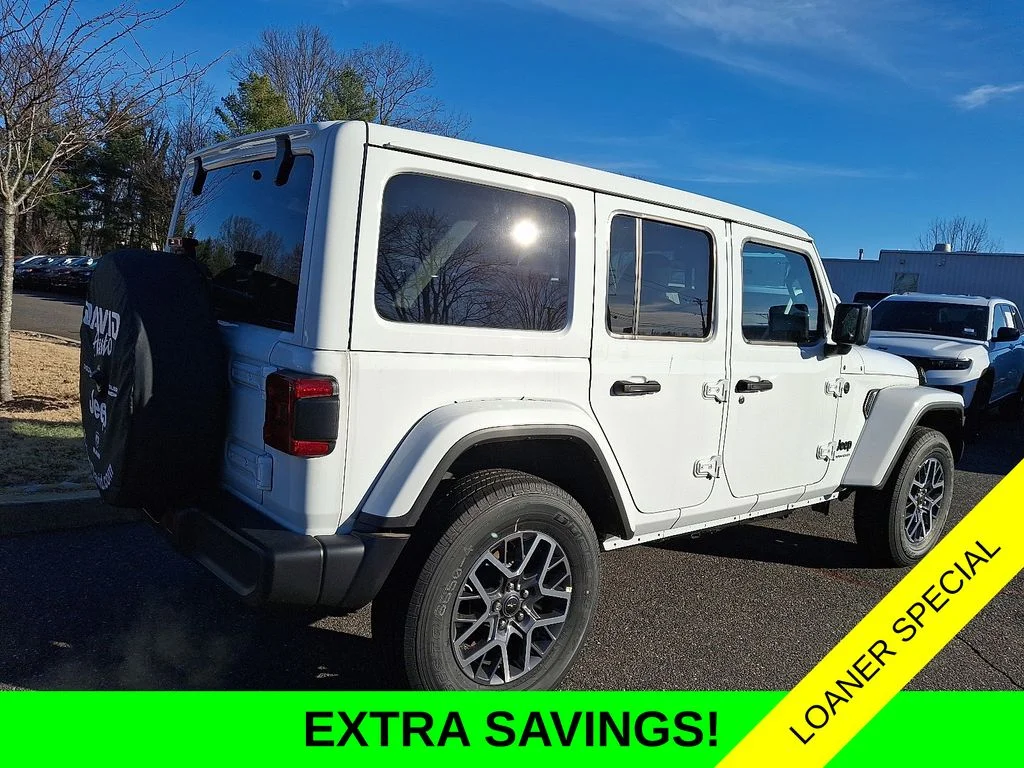 New 2025 Bright White Clear-Coat Exterior Paint Jeep Sahara image 4