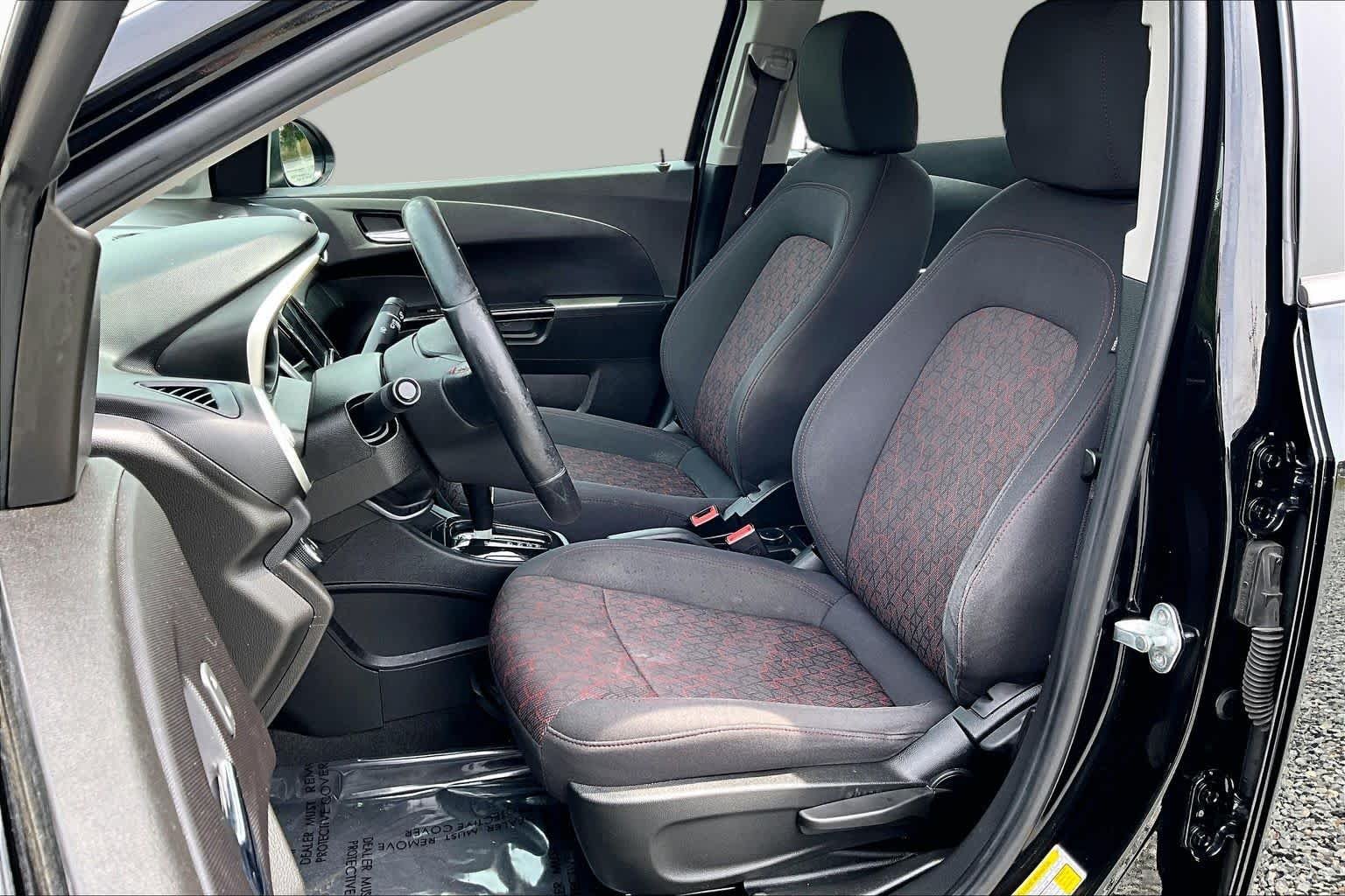 Used 2020 Mosaic Black Metallic Chevrolet LT image 8