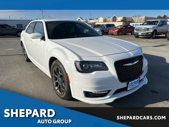 2018 Chrysler 300 S