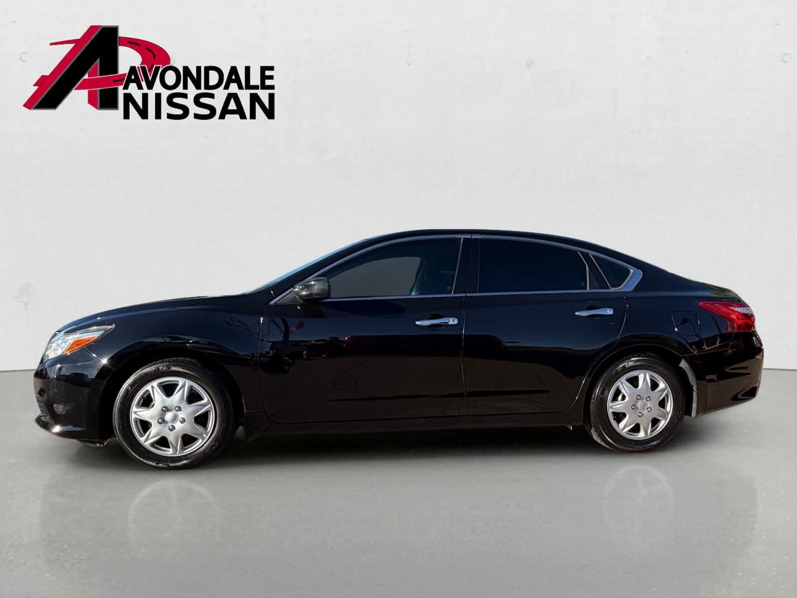 Used 2017 Nissan Altima S with VIN 1N4AL3AP5HC492291 for sale in Avondale, AZ