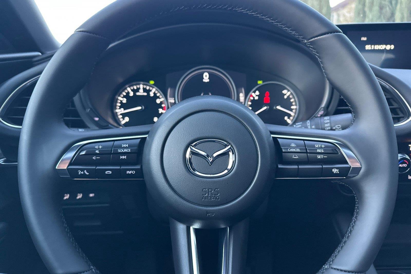 New 2026 Platinum Quartz Metallic Mazda 2.5 S Premium image 27
