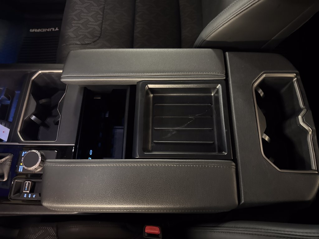 Used 2024  Toyota SR5 image 25