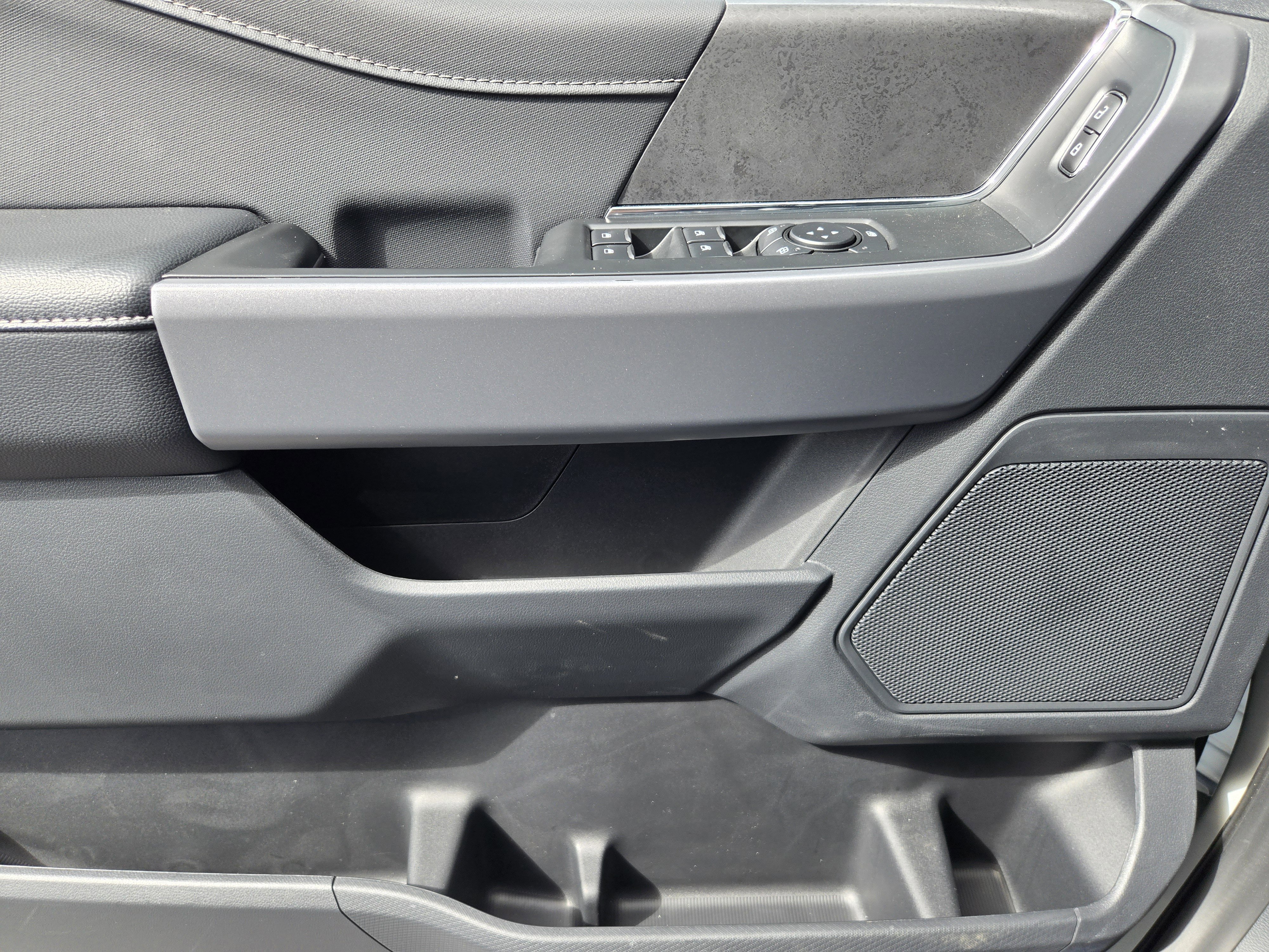 New 2026 Avalanche Ford XLT image 15