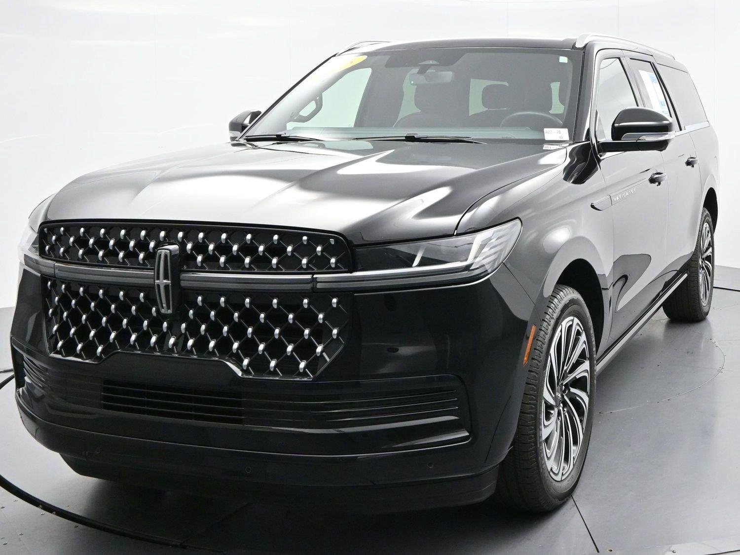 Used 2025 Black Lincoln Black Label image 3