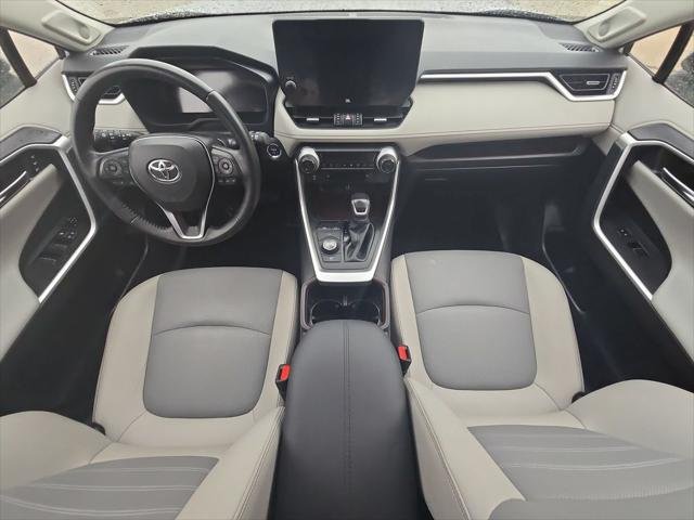 Certified Used 2023 SILVER SKY METALLIC Toyota  image 32
