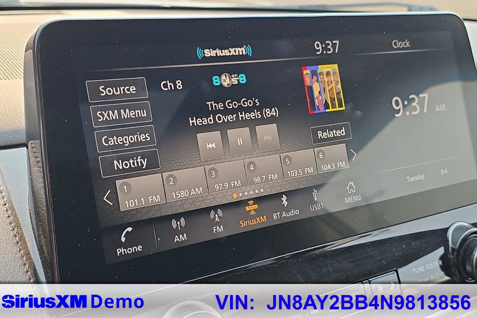Used 2022 Hermosa Blue Pearl Nissan SL image 28