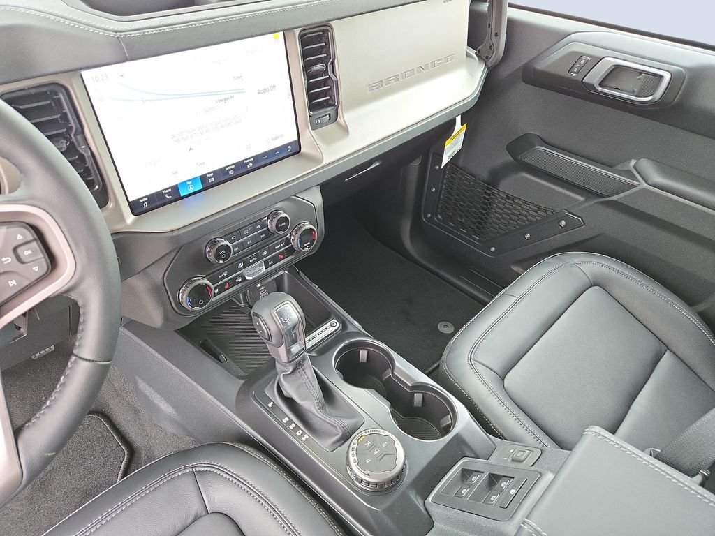 New 2026 Shadow Black Ford Outer Banks® image 22