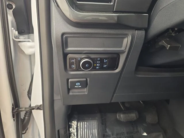 New 2026 Oxford White Ford STX® image 37