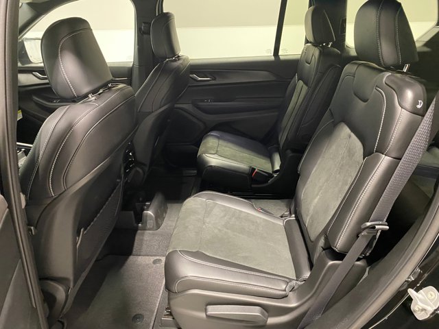 2025 Jeep Grand Cherokee L Altitude - Photo 25