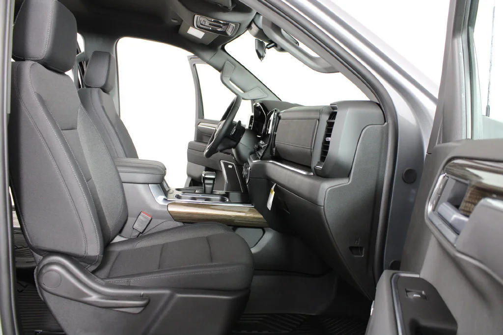 New 2026 Sterling Gray Metallic Chevrolet LT Trail Boss image 15