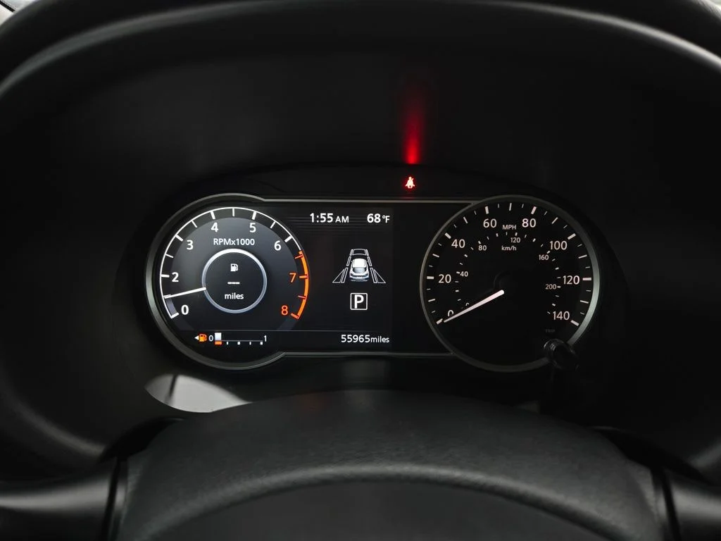 Used 2020 Orange Nissan SR image 18