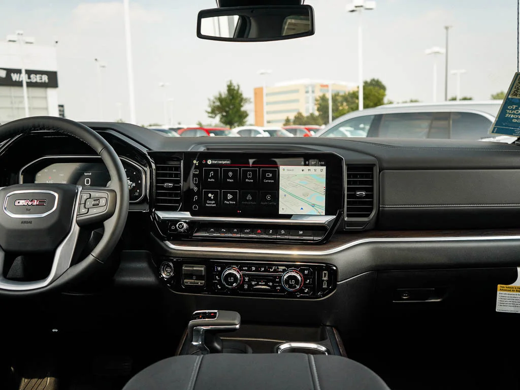2026 GMC Sierra 1500 SLT - Photo 13