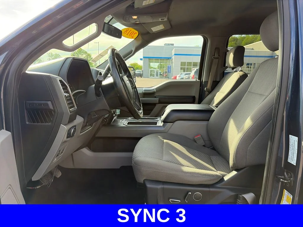 Used 2018 Blue Ford XLT image 18