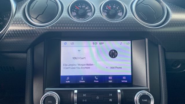 Used 2022 Gray Metallic Ford GT Premium image 14
