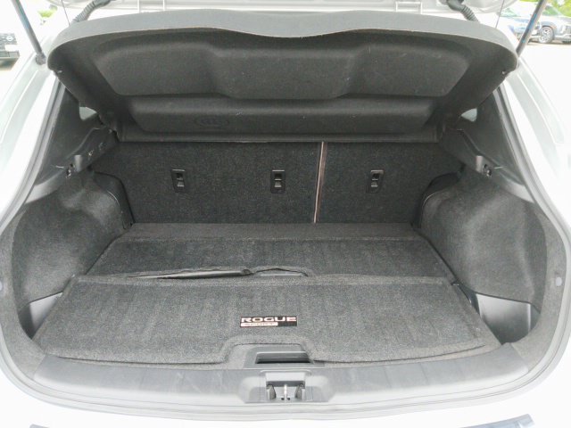 Used 2020 Silver Nissan SV image 40