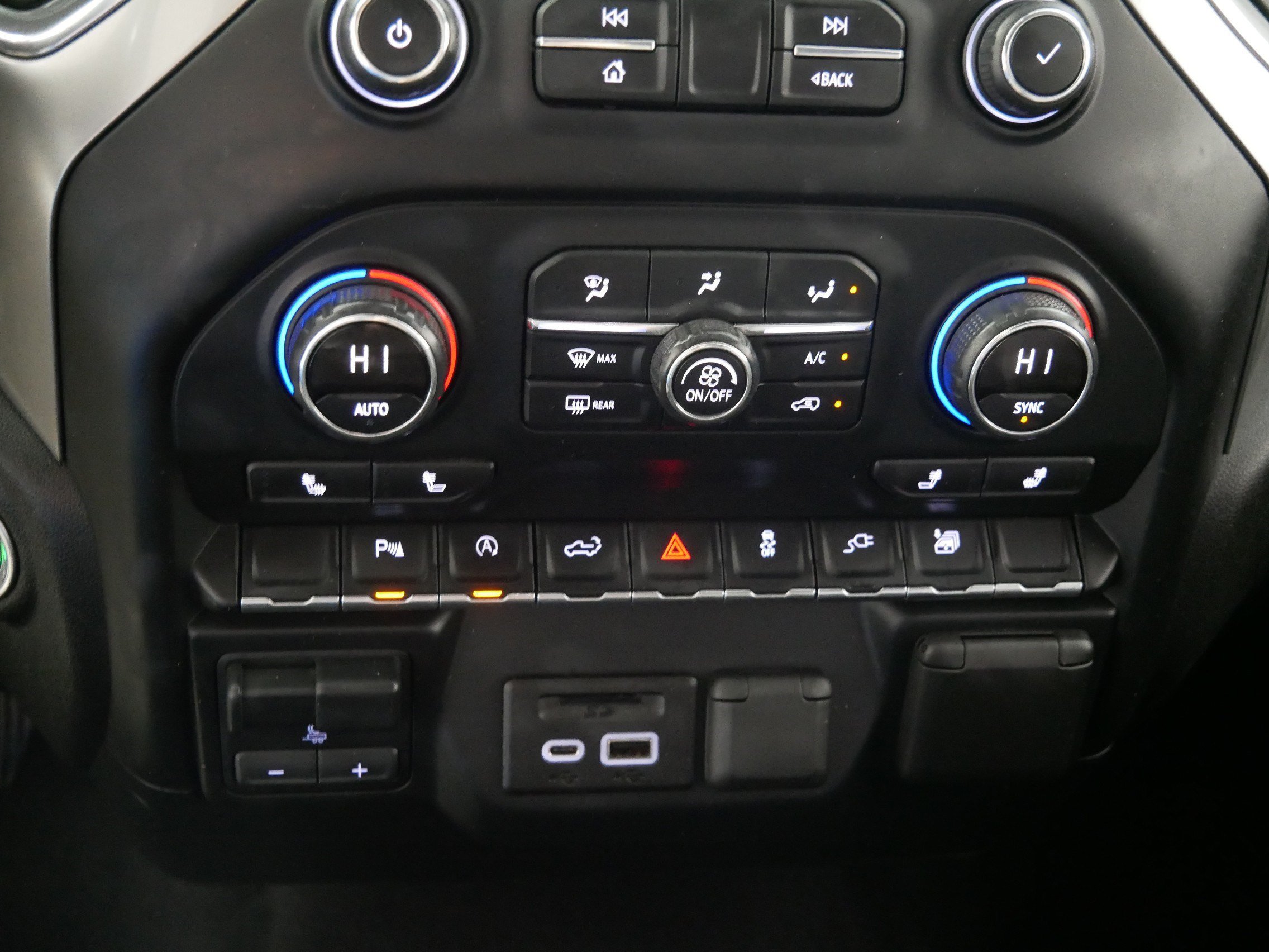 Used 2019 CAJUN RED TINTCOAT Chevrolet LT image 23