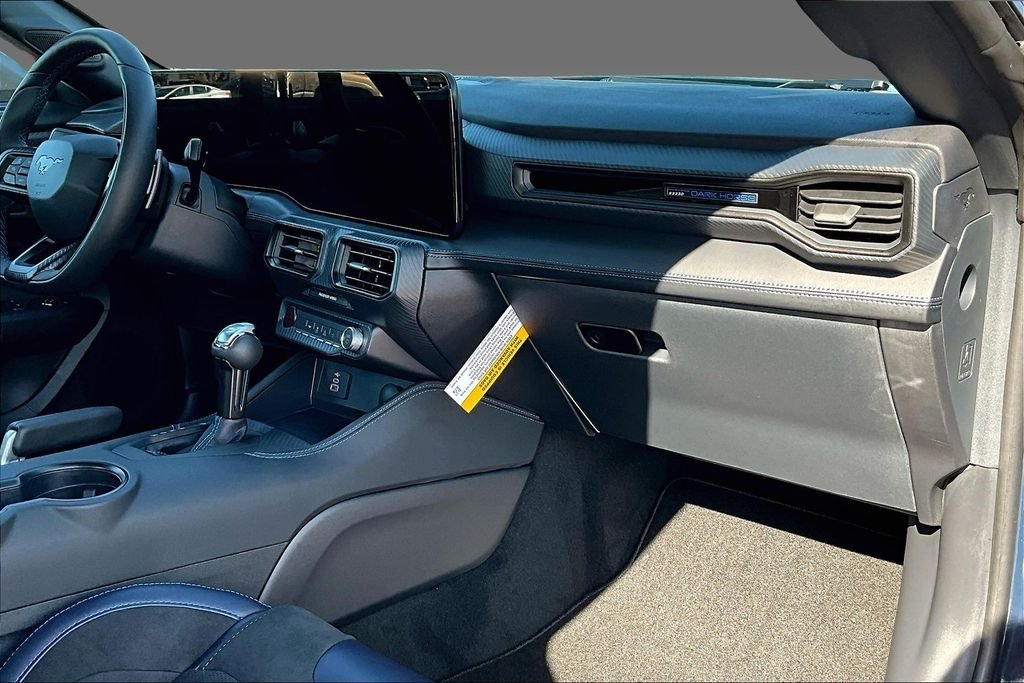 2025 Ford Mustang Dark Horse - Photo 26