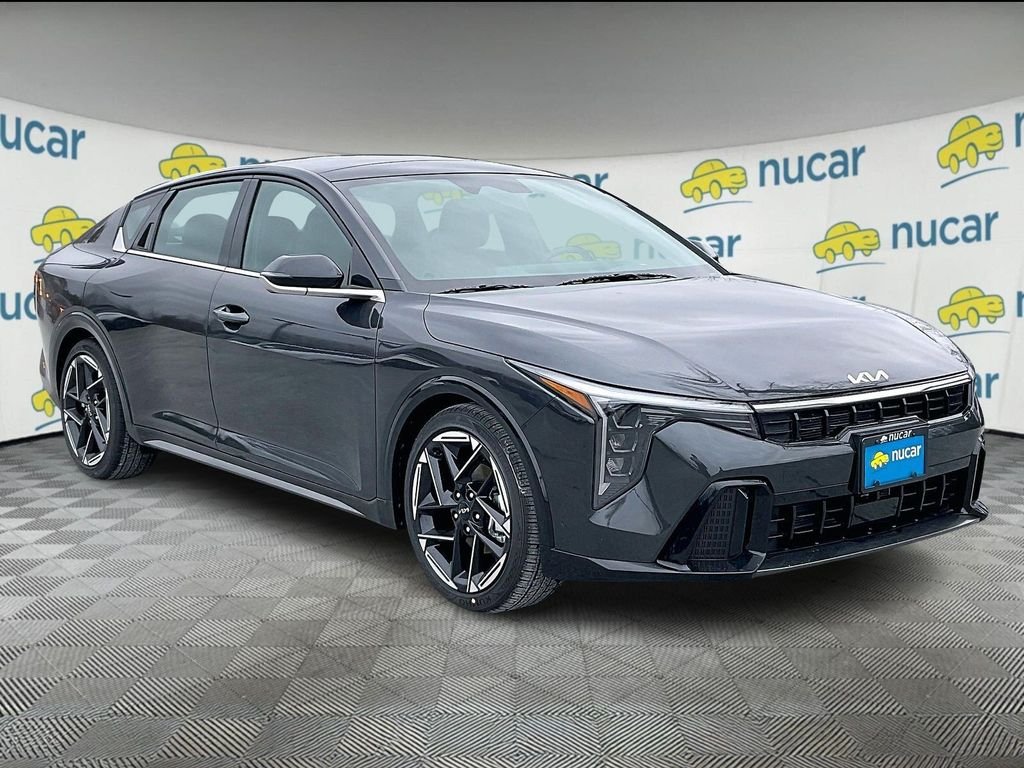 2025 Kia K4 GT-Line