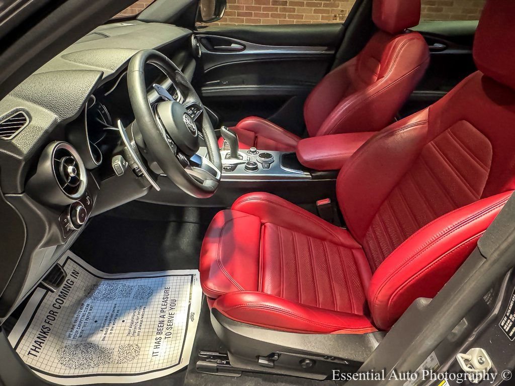 2023 ALFA ROMEO STELVIO - Image 12