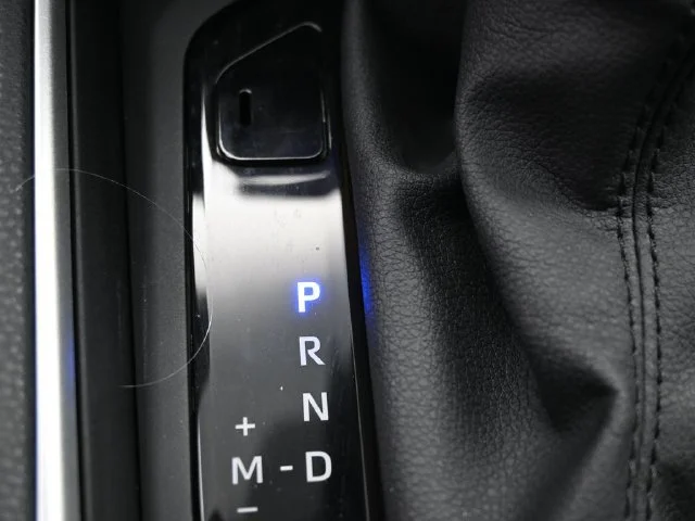 Used 2025 White Toyota XLE image 22