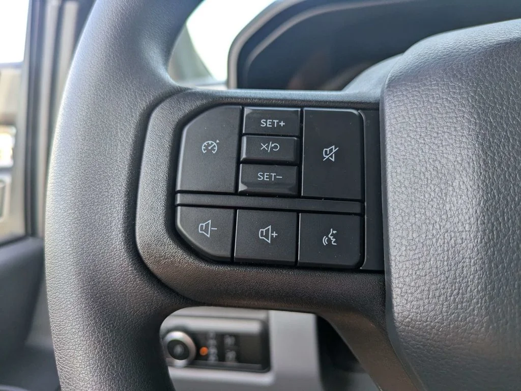 New 2027 Oxford White Ford XL image 25
