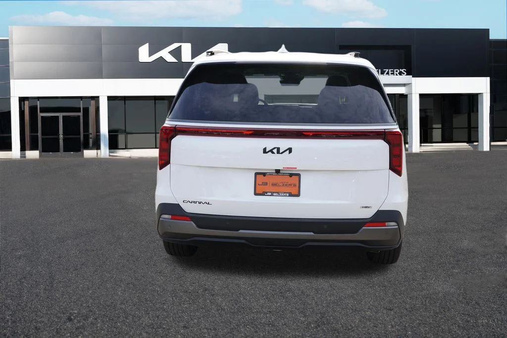 New 2027 Snow White Pearl Kia SX image 4