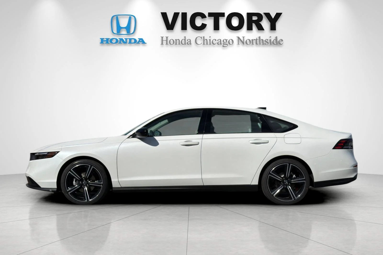 New 2026 Platinum White Pearl Honda SE image 2