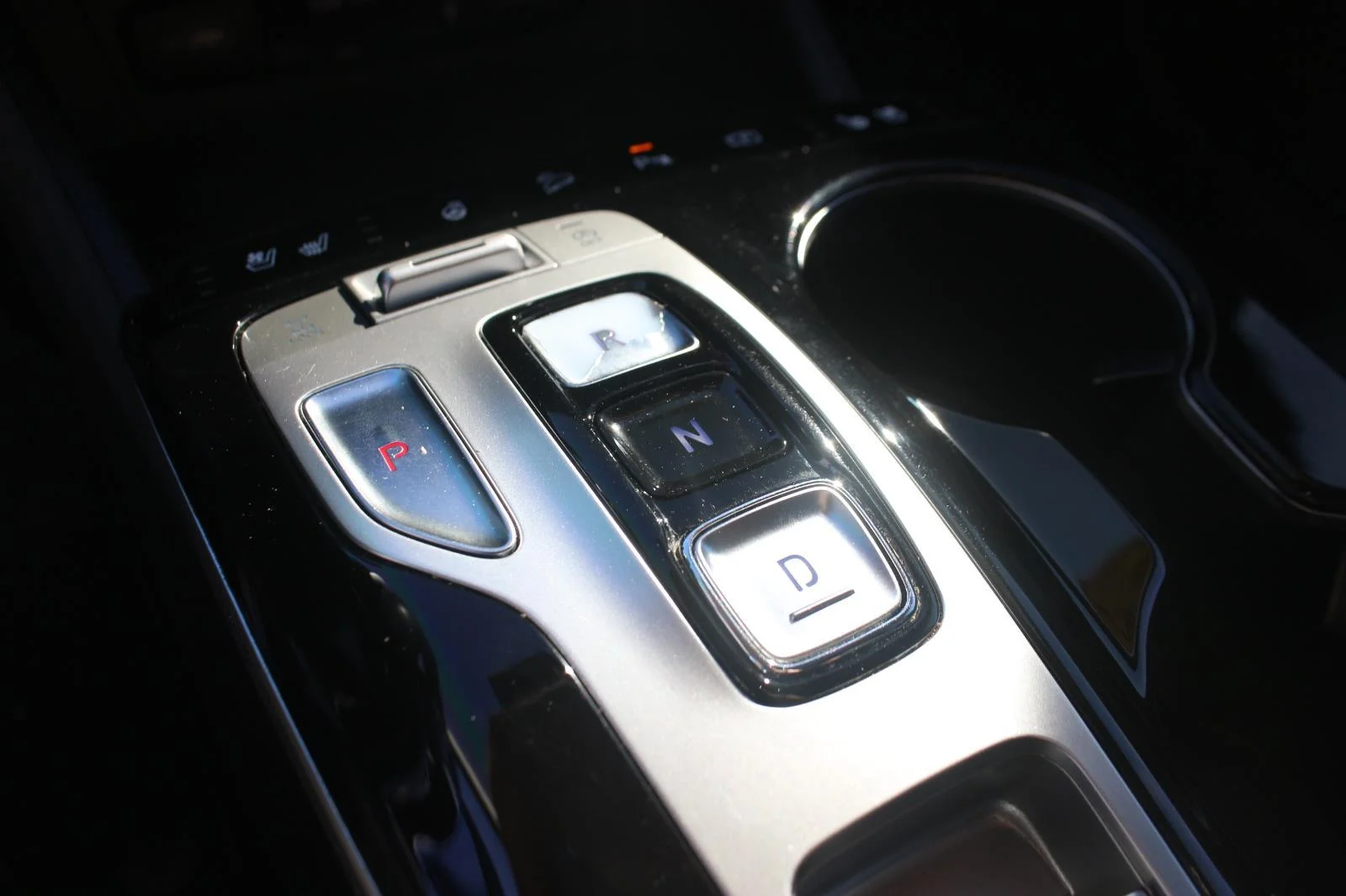 Used 2022 Blue Hyundai Limited image 24