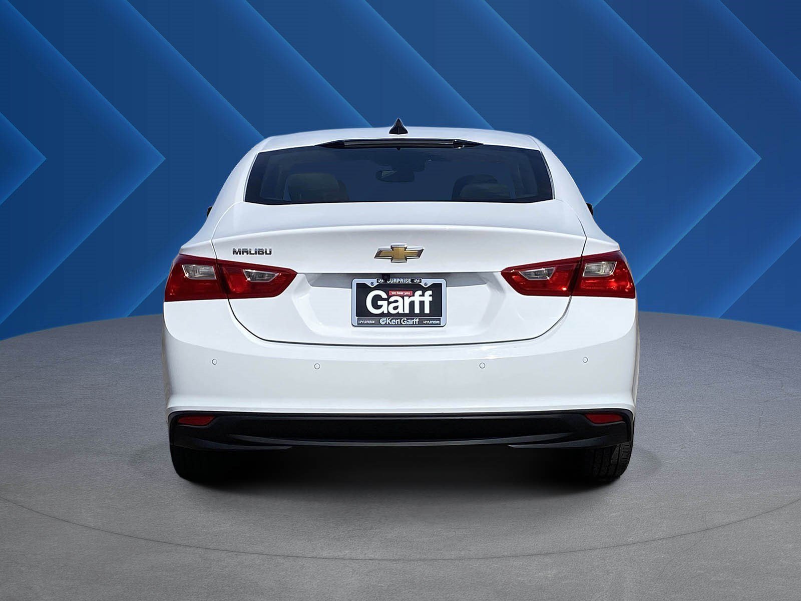 Used 2025 Summit White Chevrolet LS image 4