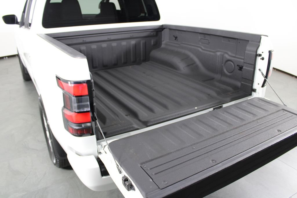 Used 2023 White Nissan SV image 16