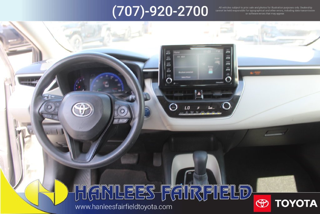 Used 2021 White Toyota LE image 16