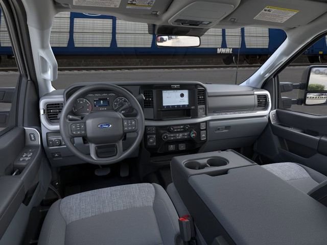 New 2026 Oxford White Ford F-250® XLT image 10