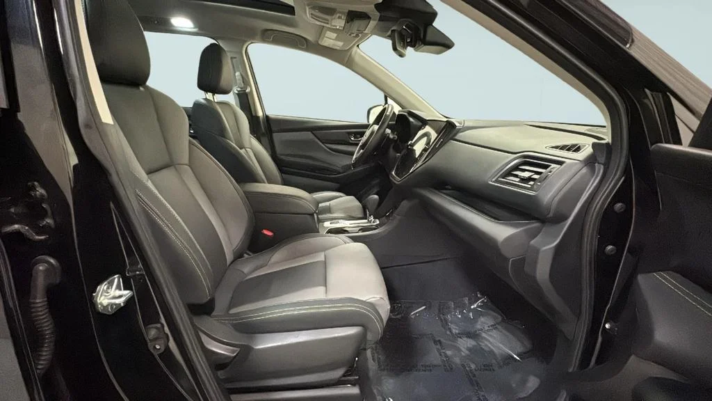 Used 2023 Black Subaru Onyx Edition image 8