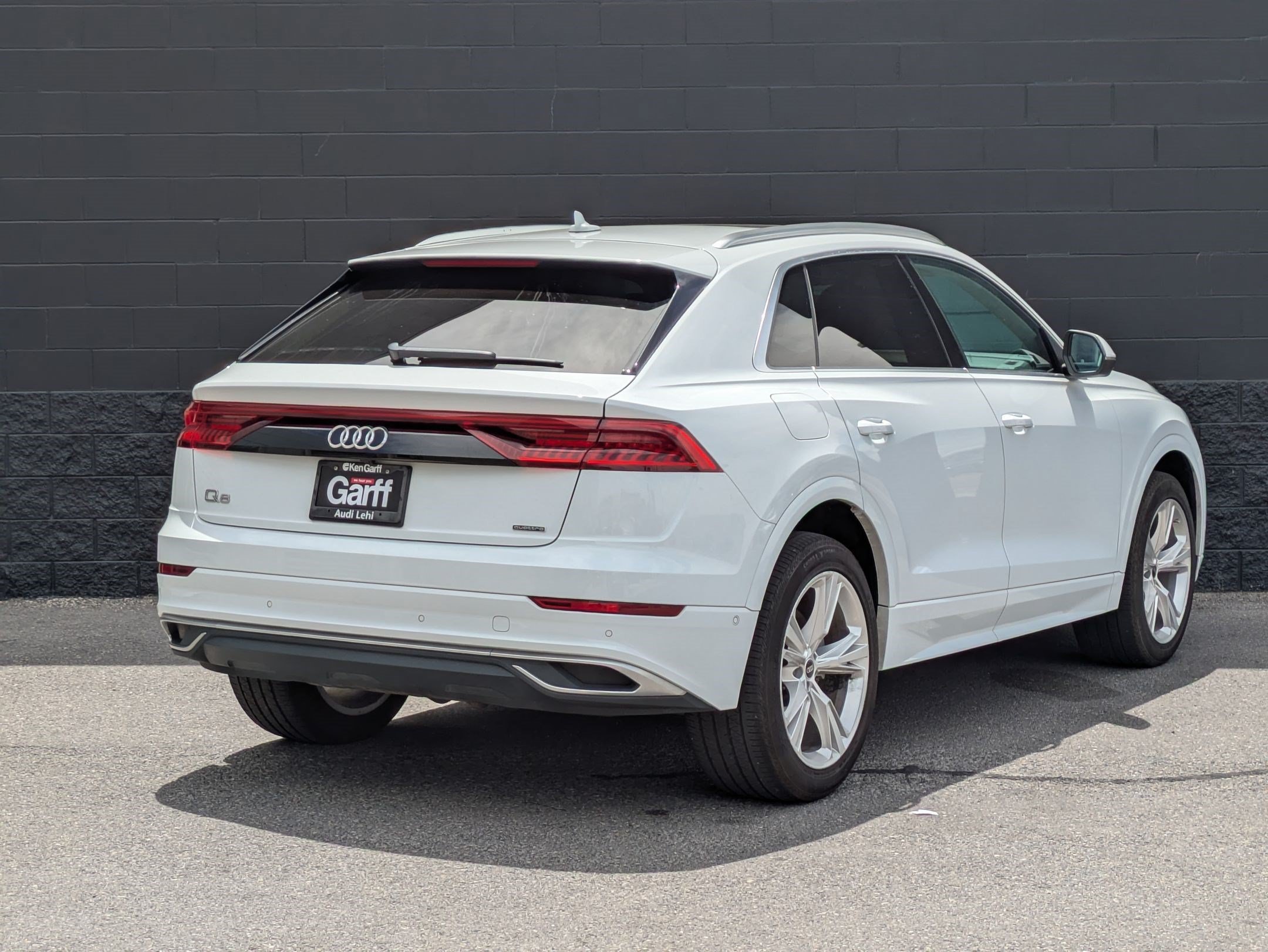 Used 2023 Glacier White Audi Premium image 5