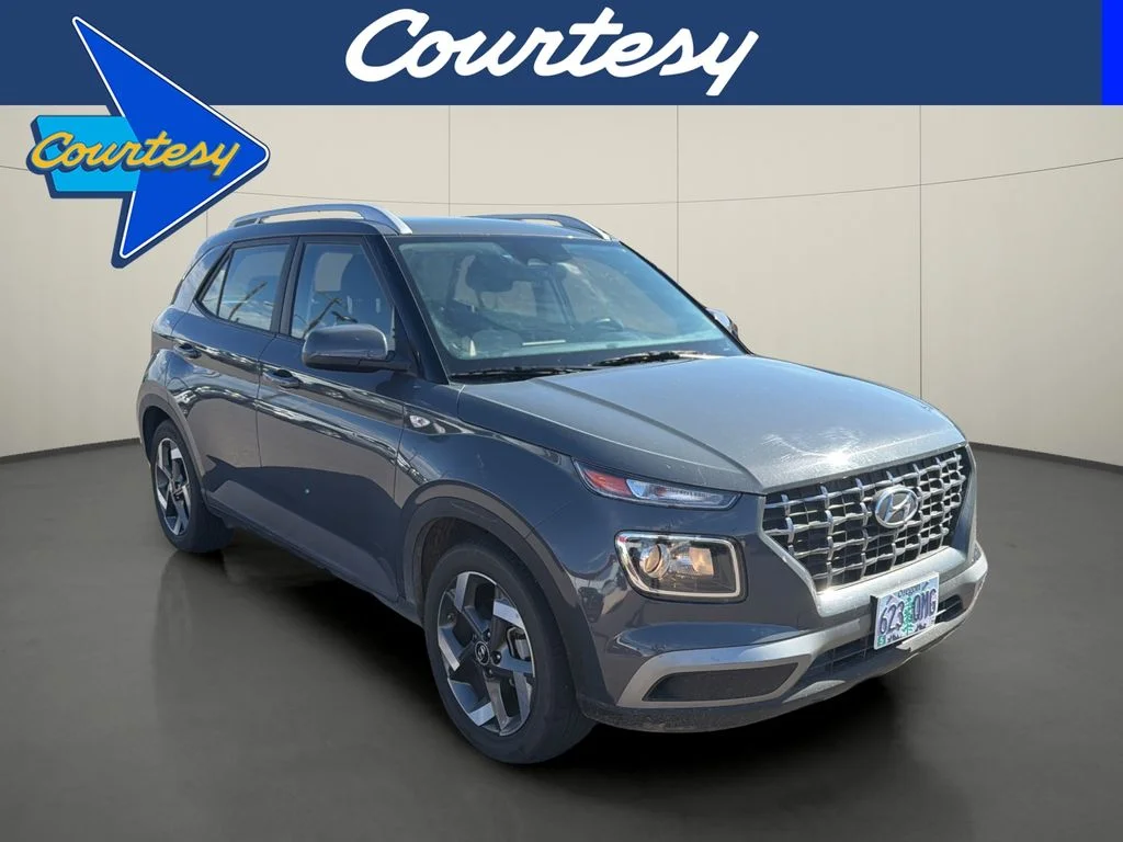 Used 2025 Gray Hyundai SEL image 1