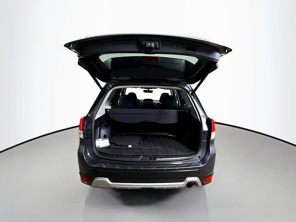 Used 2022 Magnetite Gray Metallic Subaru Touring image 26
