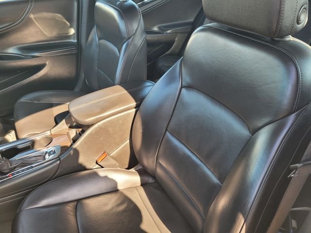 Used 2024 Blue Chevrolet LT image 13