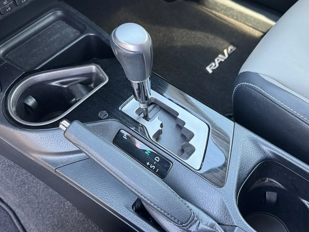 Used 2016 Silver Toyota Limited image 20