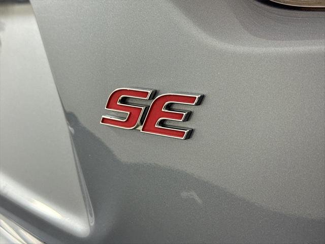 2022 Toyota Corolla SE - Photo 10