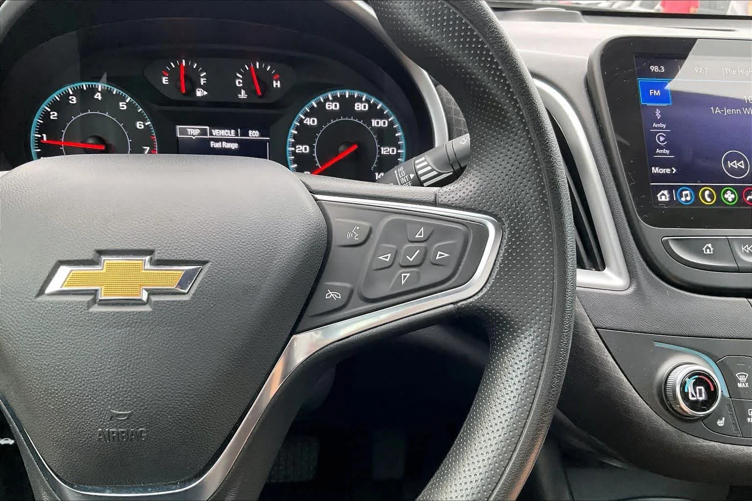 Used 2024 Summit White Chevrolet LT image 23